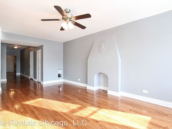 4th image of 1360 W 78th St #2958337