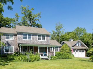 2395 Jackson St, New Suffolk, NY 11956