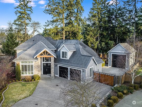 2nd image of 7201 66th Avenue W