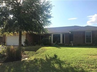1008 Briar Creek Rd, Enid, OK 73703