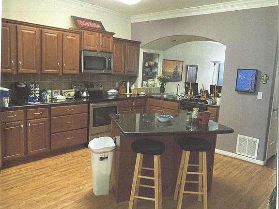 2nd image of 359 Stone Hill Dr