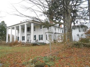 890 E Bethany Rd, Wyoming, NY 14591