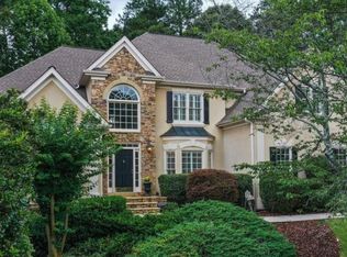 930 Big Horn Cir, Alpharetta, GA 30022
