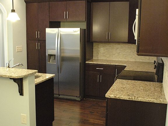 5th image of 134-104 Sunset Cir