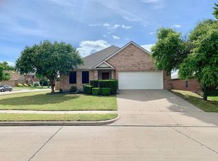 2009 White Tail Dr, Midlothian, TX 76065