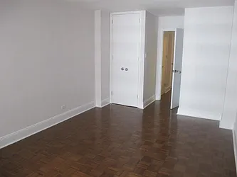 Rented by Metropolis Real Estate of Manhattan