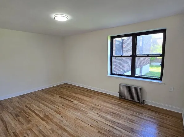 78-27 19th Dr #1C, East Elmhurst, NY 11370