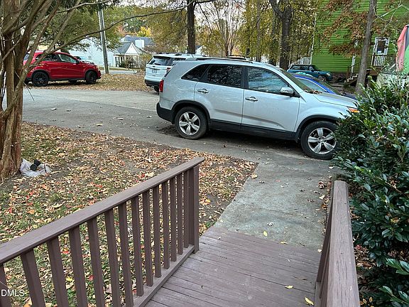 2nd image of 3010 Cedarwood Dr