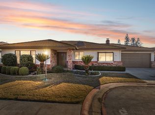 905 E Fallbrook Ave, Fresno, CA