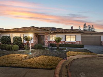 905 E Fallbrook Ave, Fresno, CA, 93720