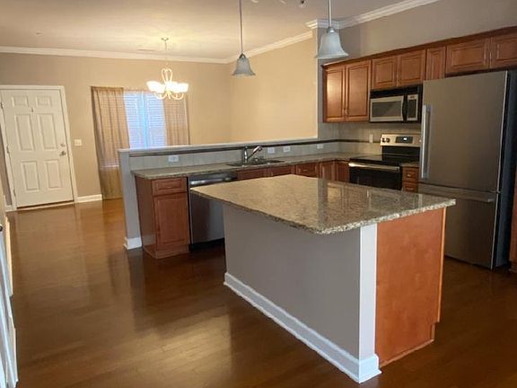 4th image of 119 Avalon Dr