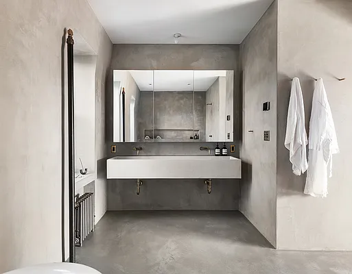 Sold by Douglas Elliman | media 26