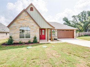 1909 Eastview Terrace, Granbury, TX 76048