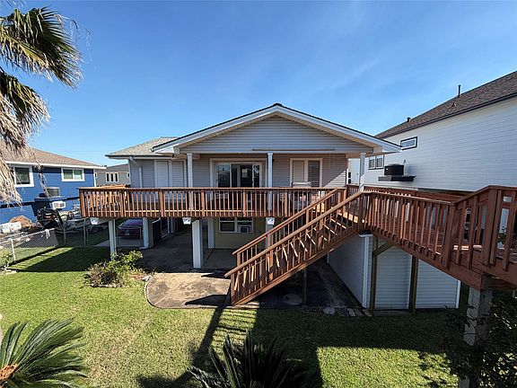 4th image of 1006 Redfish St