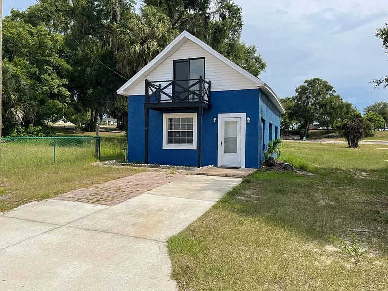 741 W Osceola St — Photo 1