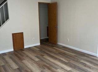 2055 Campus Dr #1-4, Medford, OR 97504