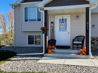 411 65th St SW, Waverly, MN 55390