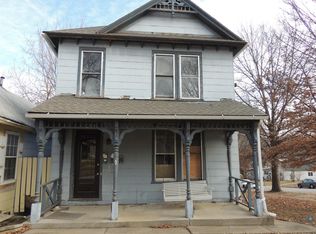 621 S Broadway, Leavenworth, KS 66048