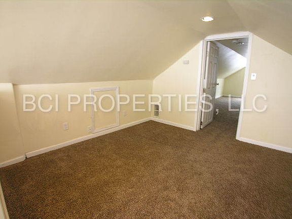 2nd image of 14512 Washington Ave SW