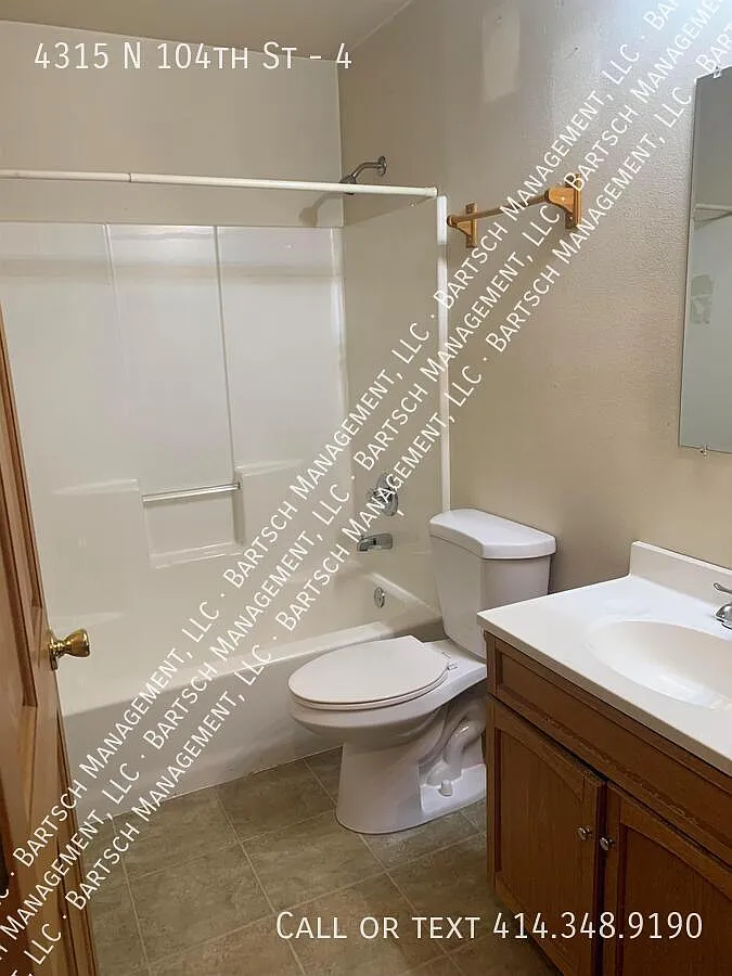 2 bed, $1,100 — Photo 4