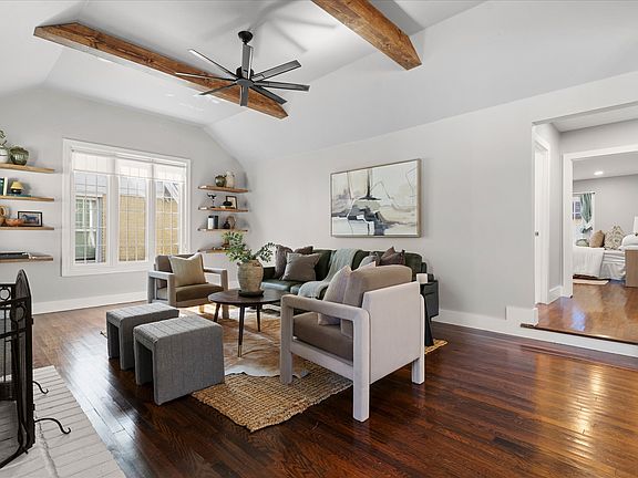 5th image of 4039 El Campo Ave