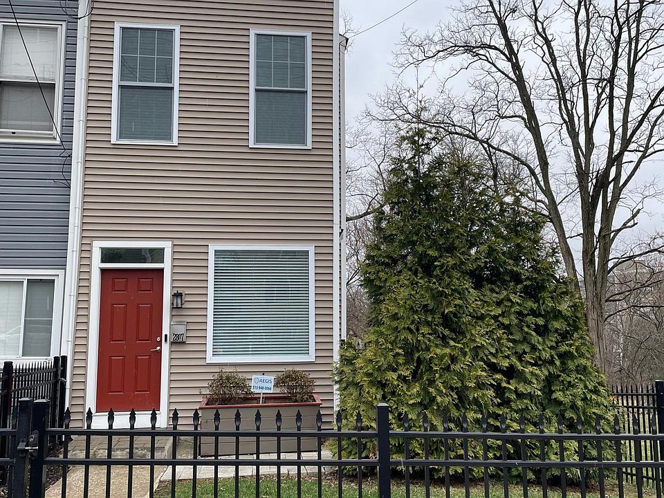 1st image of 2807 Price Ave