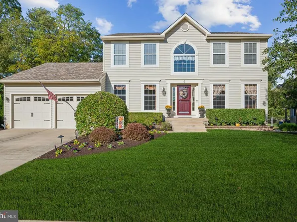 6 Black Pine Ln, Lumberton, NJ 08048