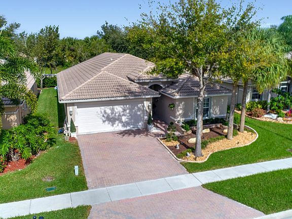 2nd image of 8262 Duomo Cir