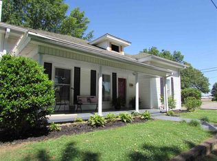 221 Sycamore St, Newbern, TN 38059