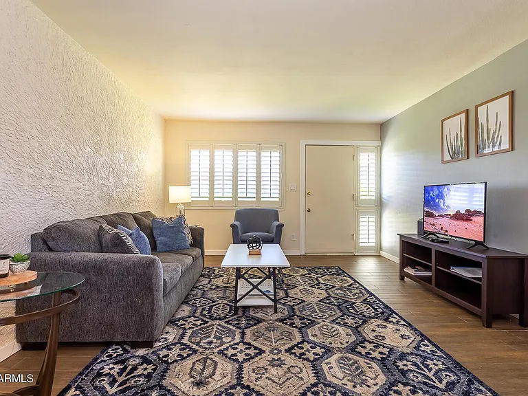 8357 E Thomas Rd — Photo 7