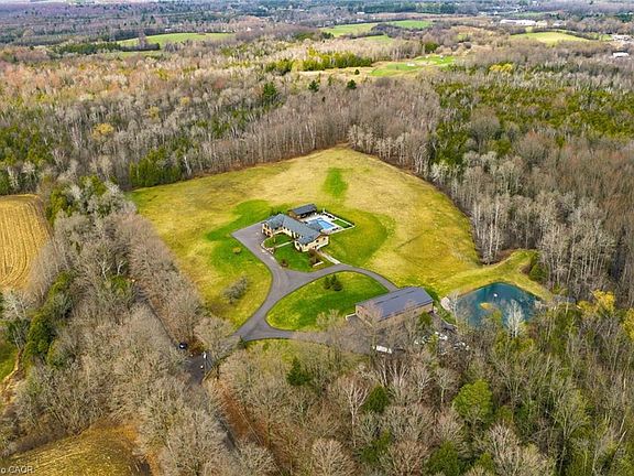 3rd image of 1371 10th Concession Rd W