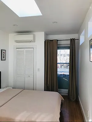 Rented by Daniel Gale Sotheby's International Realty | media 9