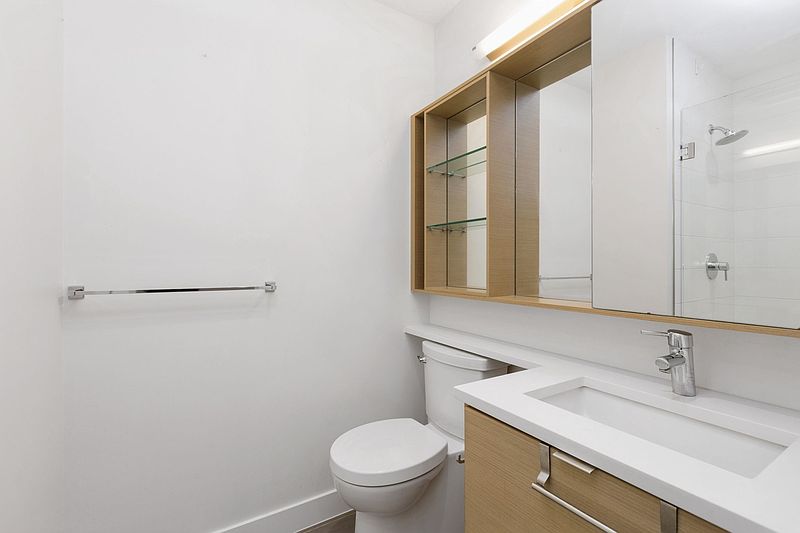 Vancouver Apartment for rent - 2 Bedrooms — photo 3