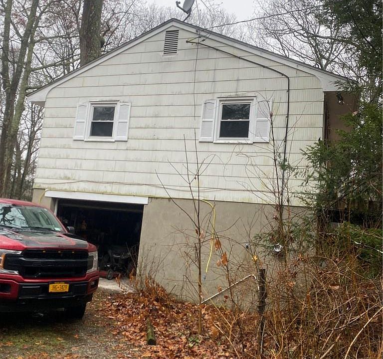1st image of 162 Tibet Drive
