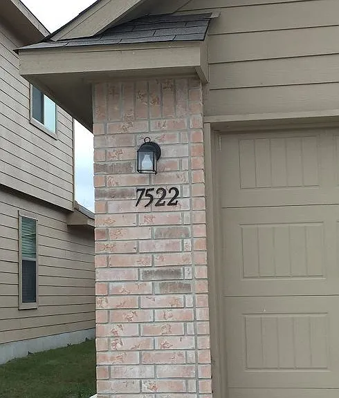 7522 Whispine — Photo 3