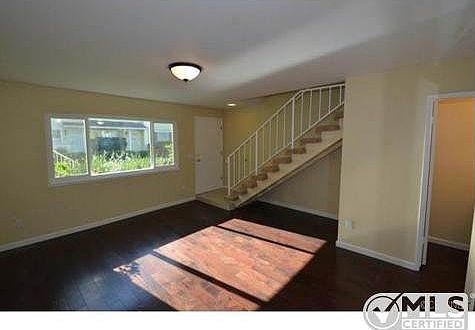 5th image of 16741 Parthenia St Unit 5