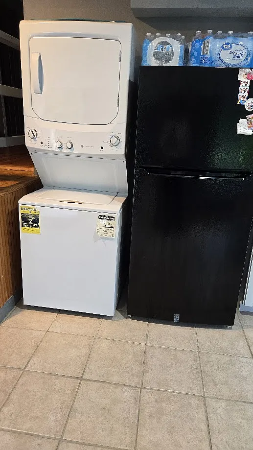2 bed, 850 sqft, $1,995 — Photo 4