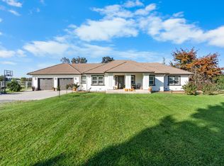 24803 N Pearl Rd, Acampo, CA 95220