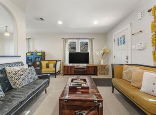 1004 1/2 Barton Springs Rd #ID1492689P, Austin, TX 78704