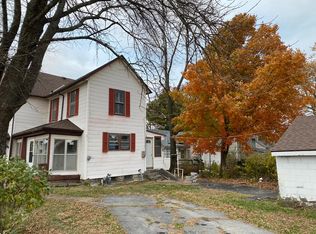 501 S Silver St, Paola, KS 66071