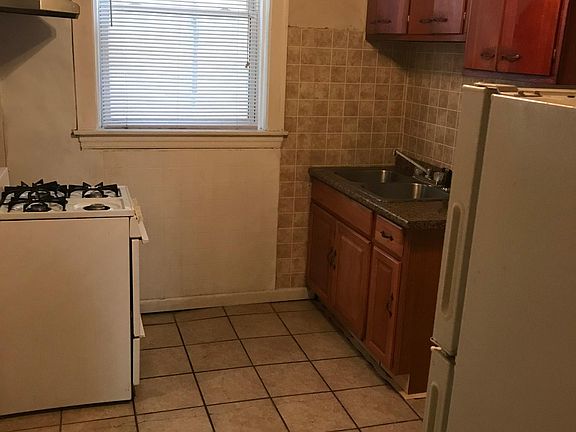 3rd image of 5634 N Menard Ave #1