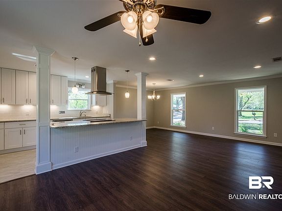 5th image of 8250 W Rachael Dr