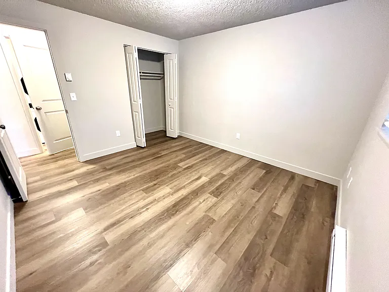 Comfortable, clean, and move-in ready