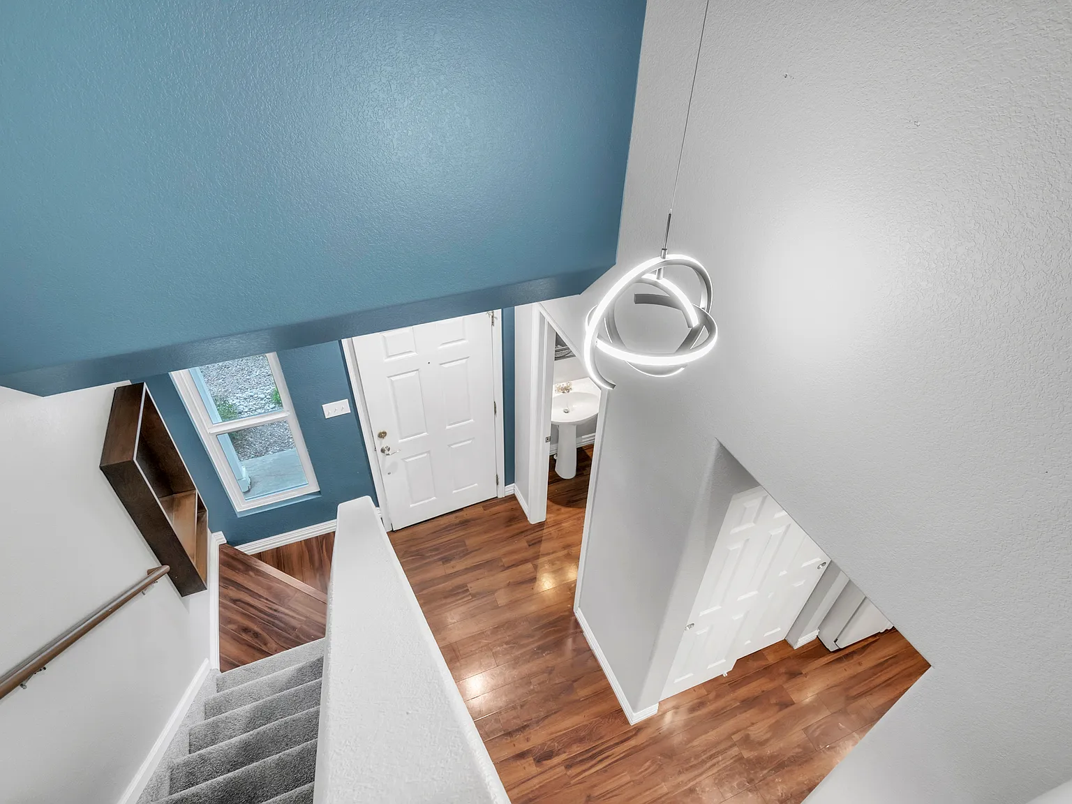 18717 E 57th Pl — Photo 3