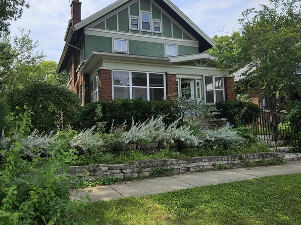 1734 Cumberland St, Rockford, IL 61103