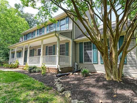 3rd image of 514 Kansala Dr