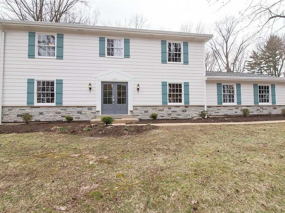 1st image of 238 Crownridge Dr