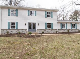 238 Crownridge Dr, Chesterfield, MO 63017