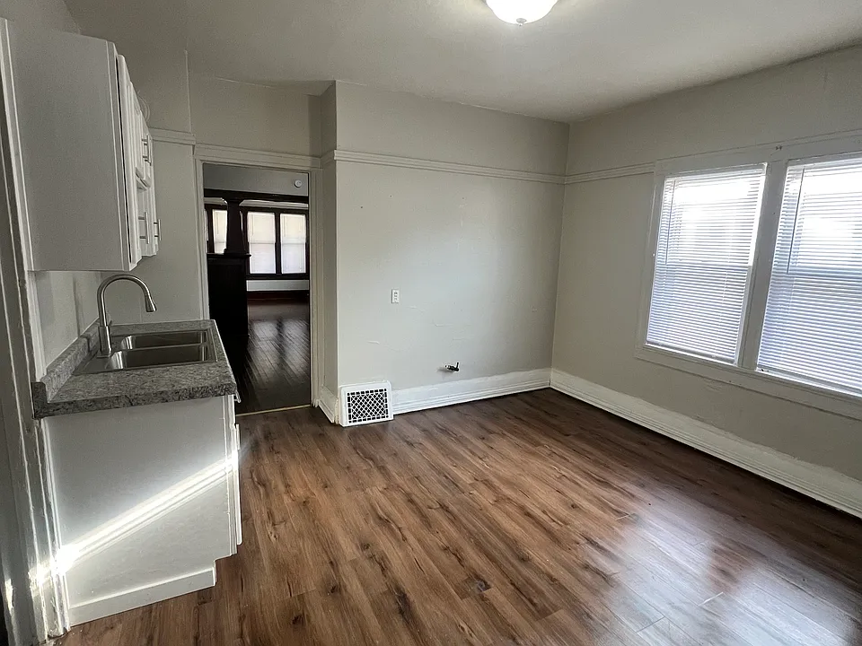 Kitchen - side view