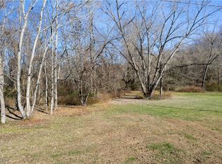 Old Mill Rd, Saint Marys, WV 26170